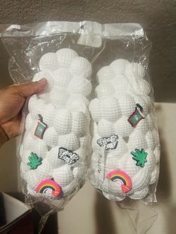 New Ladies Sandals Size 9 $25. 