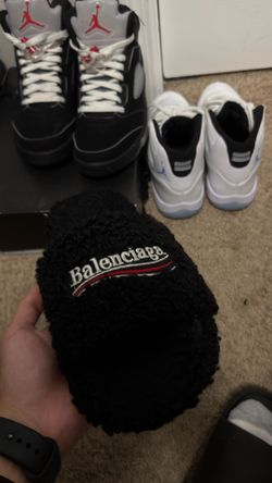 Balenci slides