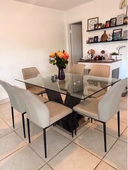 Glass Dining Table & 6 chairs