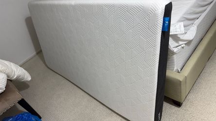 Lucid® 5" Firm Gel Memory Foam Mattress – Bamboo Charcoal & Cooling Gel – Fiberglass Free – Bed in a Box – CertiPUR-US® Certified – Twin Size