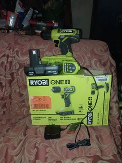 RYOBI ONE+ 18V 3/8 Drill Kit