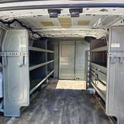 💥 Ford Transit LOW ROOF Van Shelving – Commercial Steel Setup – Ready to Install