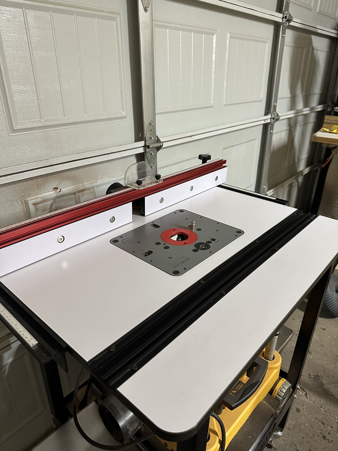 Jessem Router Table And Lift With Dewalt DW618PKB Router Kit. for Sale