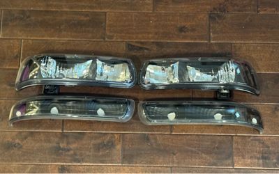 99-03 chevrolet silverado, tahoe, suburban black bezel headlights NEW