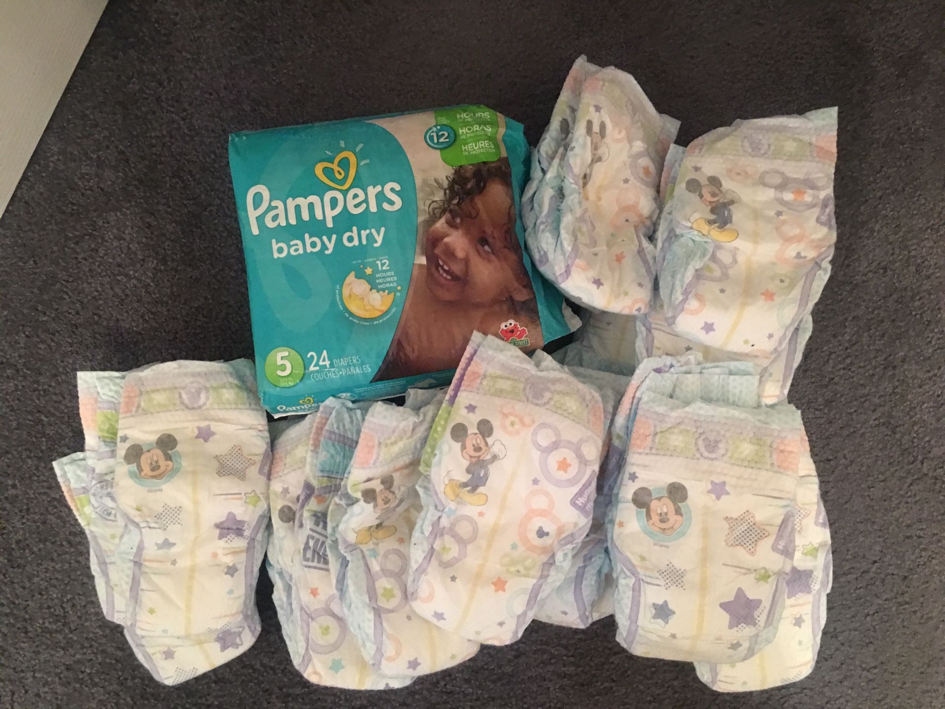 Pampers 24 Pack Baby Dry Size 5 and 27 New OPENED Huggies Little Movers Size 4 Diapers