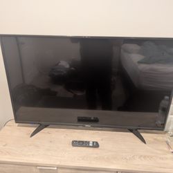 Toshiba TV 43 Inch Like New