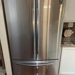 Samsung Refrigerator 28 cu.ft.