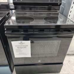 $549(MSRP$899, Save $350)GE 5 Burner Electric Range With Steam Clean and Oven Storage Drawers