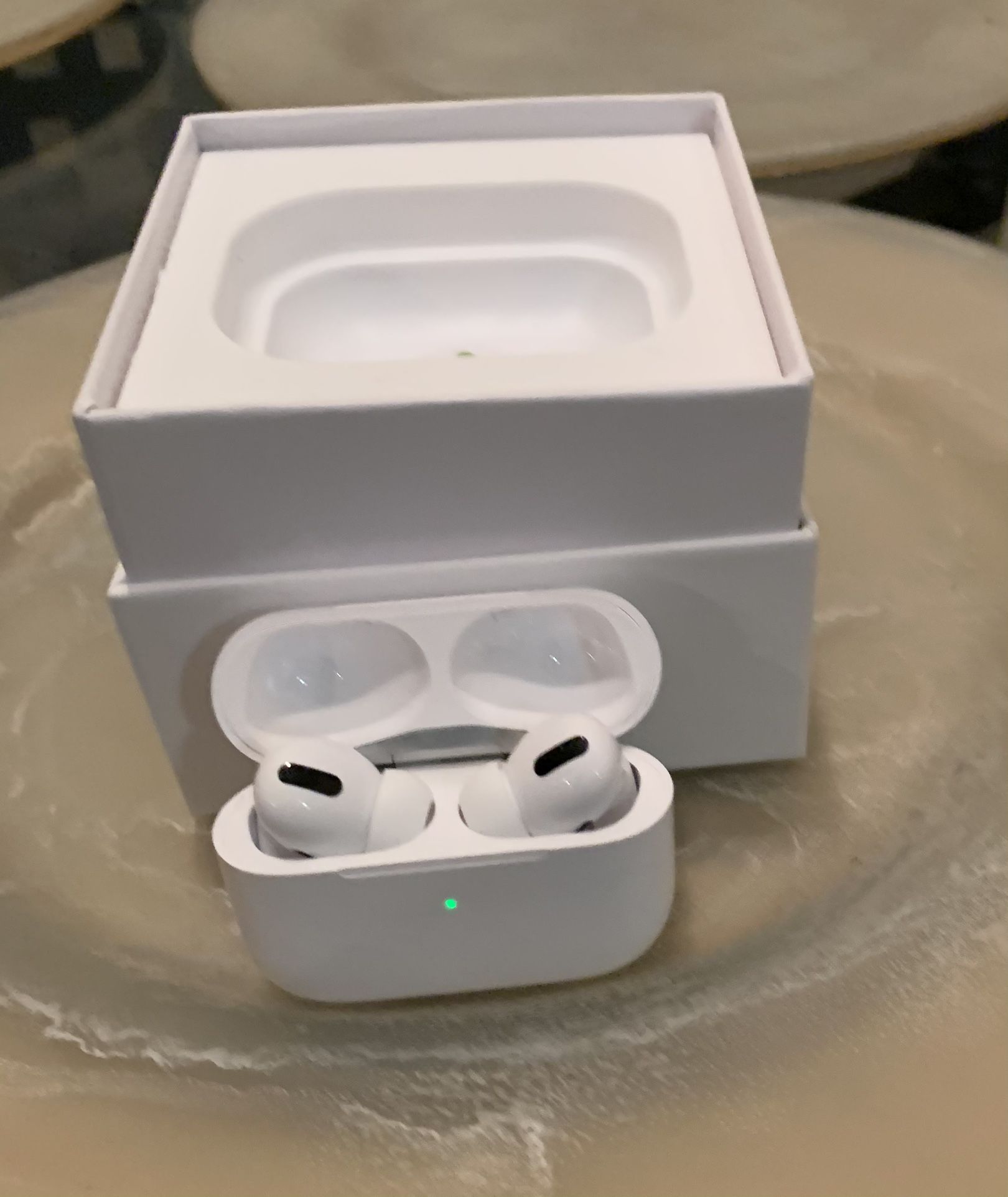 AirPods Pro’s with Wireless Charging Case BRAND NEW