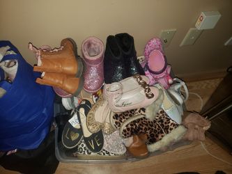 Girl Shoes EVERYTHING MUST GO!!!