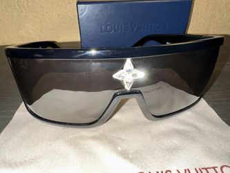 Louis Vuitton Cyclone Sport Mask Sunglasses x Virgil Abloh for Sale in San  Francisco, CA - OfferUp