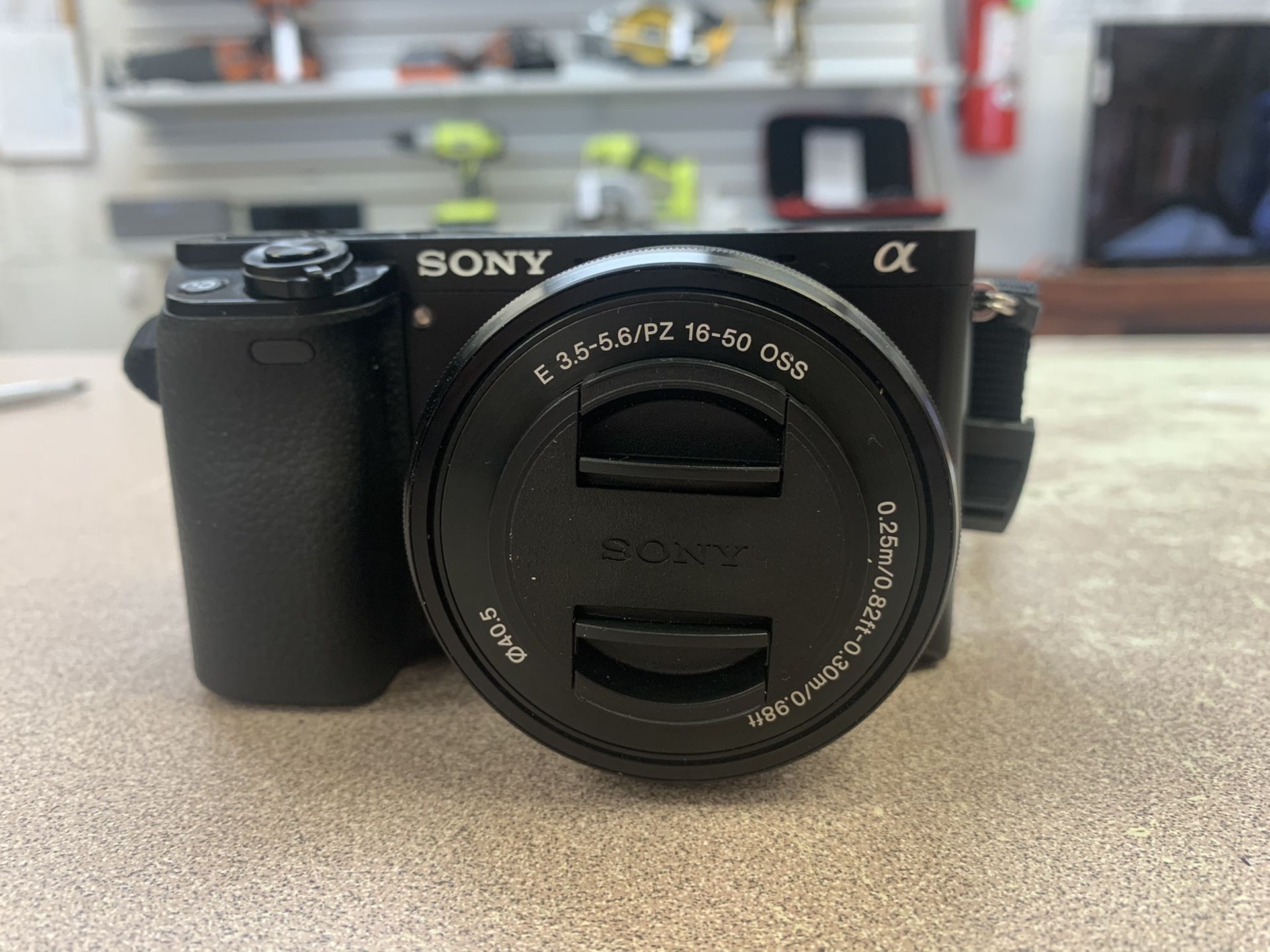 Sony Alpha a6000 Camera