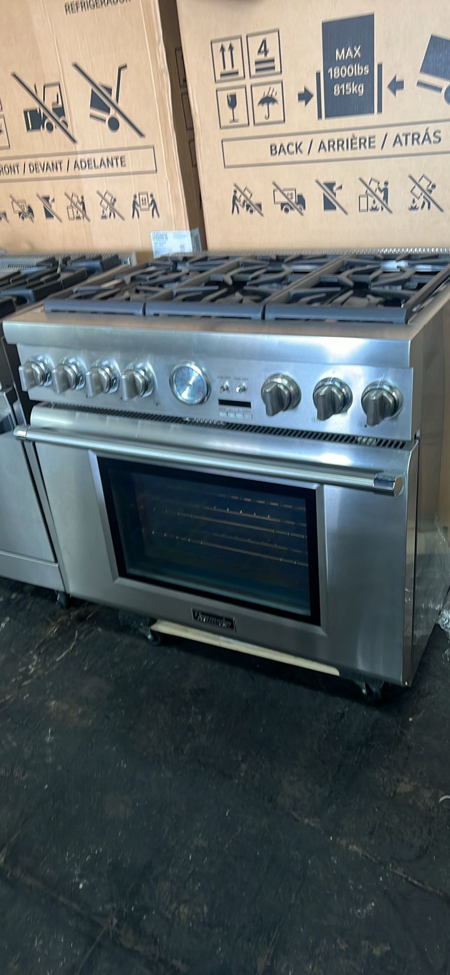 Thermador 36”Wide Dual Fuel Range Stove In Stainless Steel 6 Burners