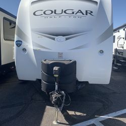 2018 COUGAR 27ft Travel Trailer 