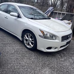 2013 Nissan Maxima