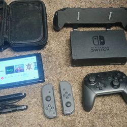 Nintendo Switch 