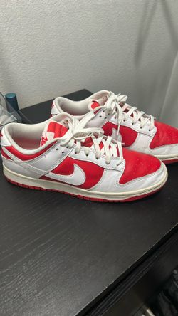 Nike dunk Championship Red