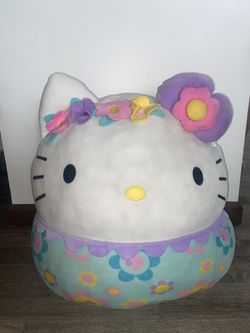 Hello Kitty Jumbo Squishmallow