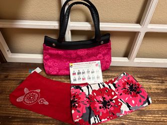 Purse- NEW! 3 different covers for one purse