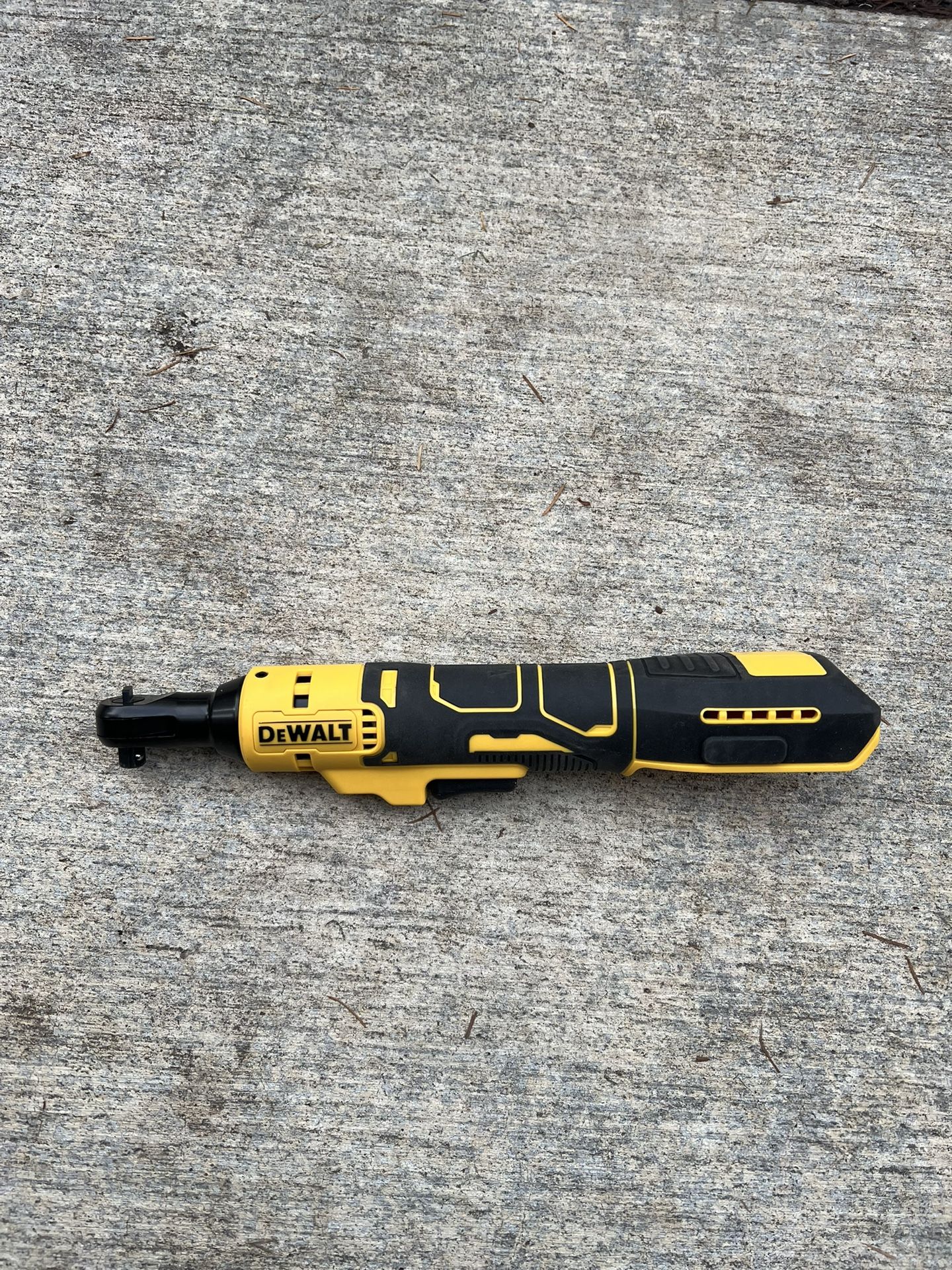 DeWalt 20V Max Ratchet 3/8in.