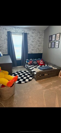 Full floor bed
