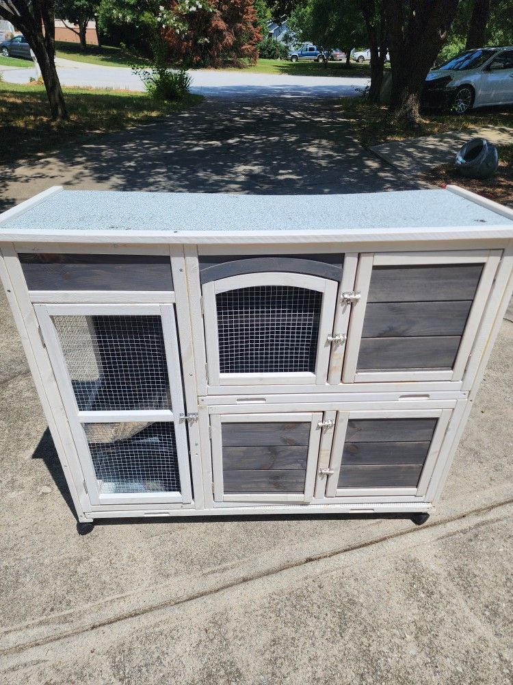 Pet Cage 2 Levels 47inch Wide 39inch Tall
