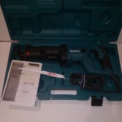 Makita JR3050T corded Sawzall