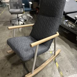 High End Brqnd New Rocking Chair By Teknion