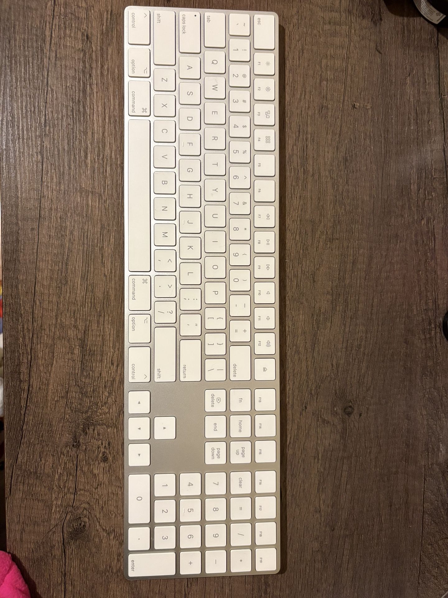 Apple Keyboard 