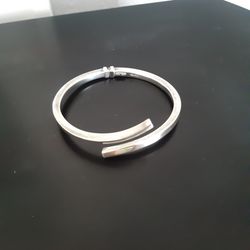 925 Italy STERLING SILVER BANGLE 