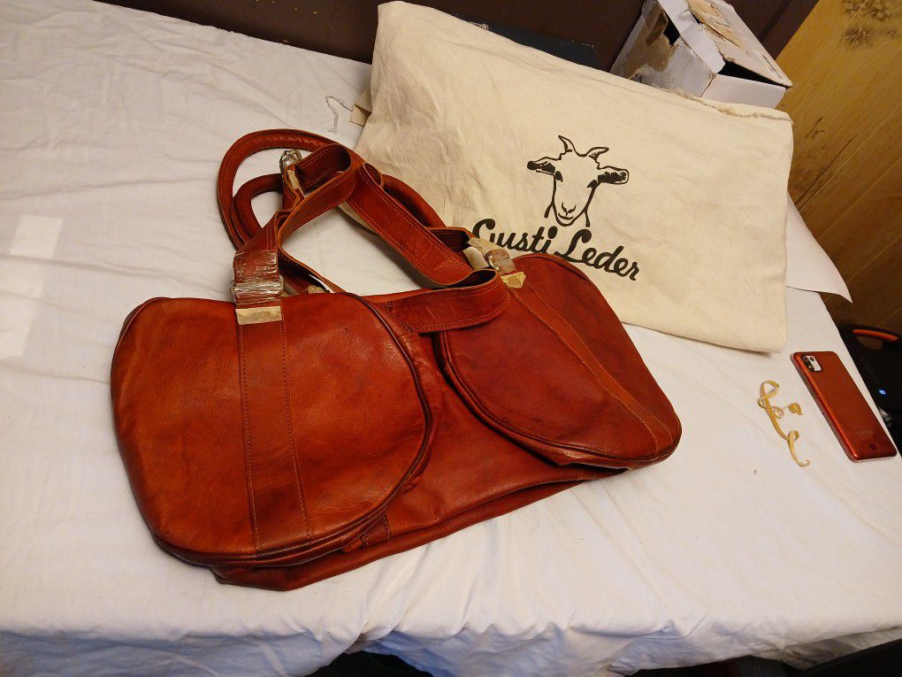 Gusti Leder Leather Bag