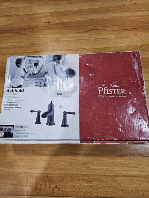 Brand new (open box) Ashfield 2--Handle Widespread Bathroom Faucet F-049-YW1Y