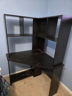 Black corner desk