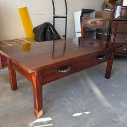 Solid Maple Or Cherry Coffee Table