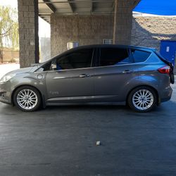 2013 Ford C-Max Energi