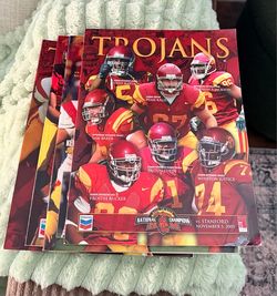 USC Trojans Football Game Programs/Magazines Lot