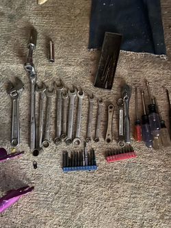 Mixed Hand Tool Lot – Wrenches, Bits, Screwdrivers