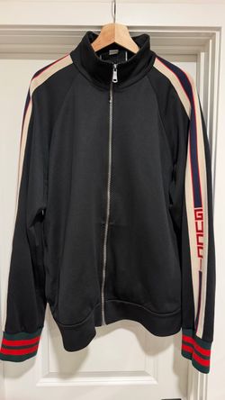 Gucci jacket and sweat pants like new condition matching pair