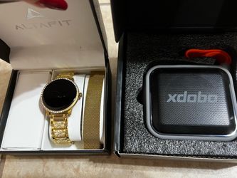 Bundle New ALTAFIT Smart Watch and Wireless Speaker Bluetooth New