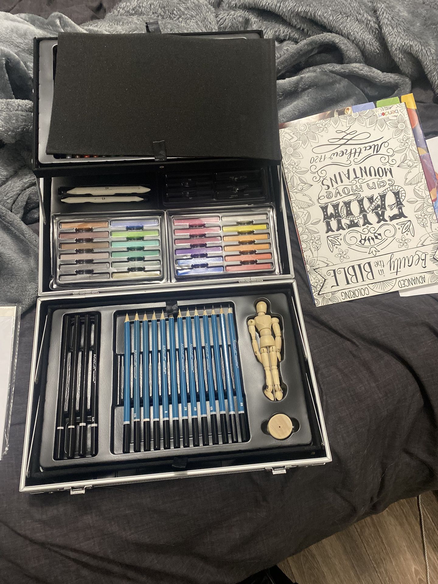 Art Supplies Tool Box