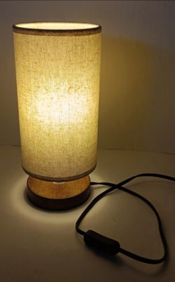 small ambiance accent lamp (bulb included) (shade slightly dented see 2nd pic) $5 FIRM
