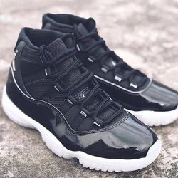Air Jordan 11 Retro Size 7.5 