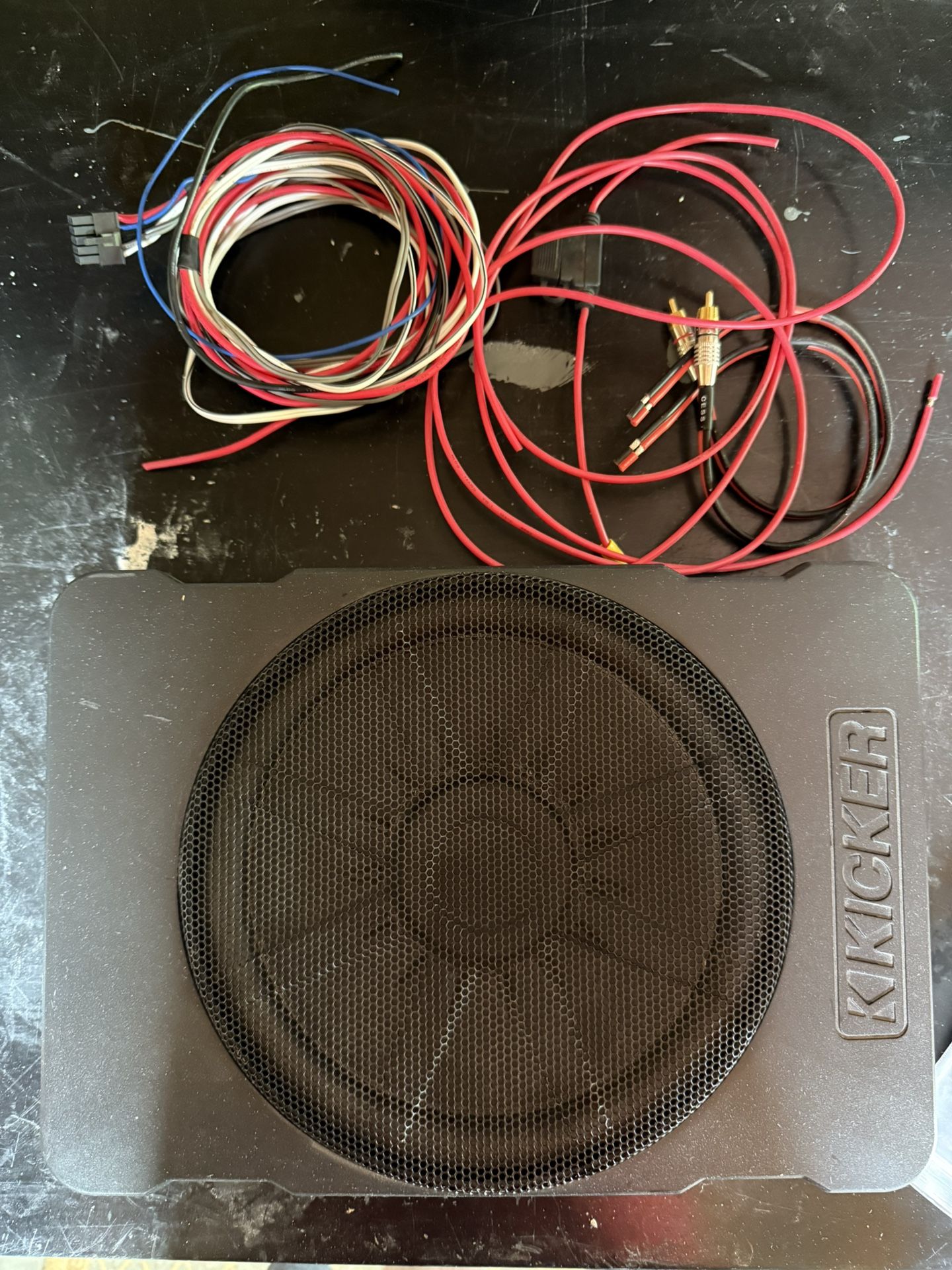 Kicker 10” Hideaway Compact Subwoofer