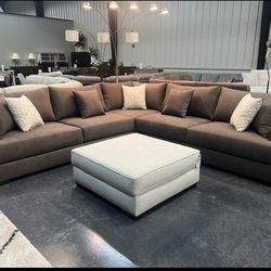 BRAND NEW LARGE CAPACITY SECTIONAL SAME DAY DELIVERY 