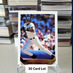 ⚾️ 30 Card Lot - OF Bernie Williams Cards