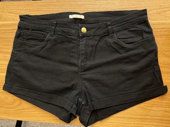 Women’s black shorts