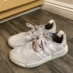 (Great Condition) Adidas NMD Women’s 7.5 Beige 