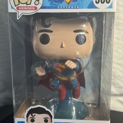 Funko Pop! Jumbo: Superman (2025 Movie) - 10-Inch Vinyl Figure - Official DC Collectible