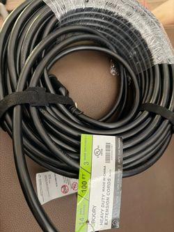 100 FT Heavy Duty Extension Cord