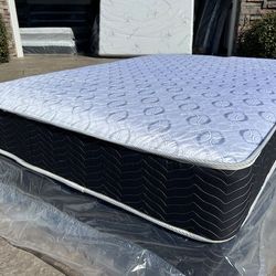 Queen Orthopedic Deluxe Collection Mattress!!